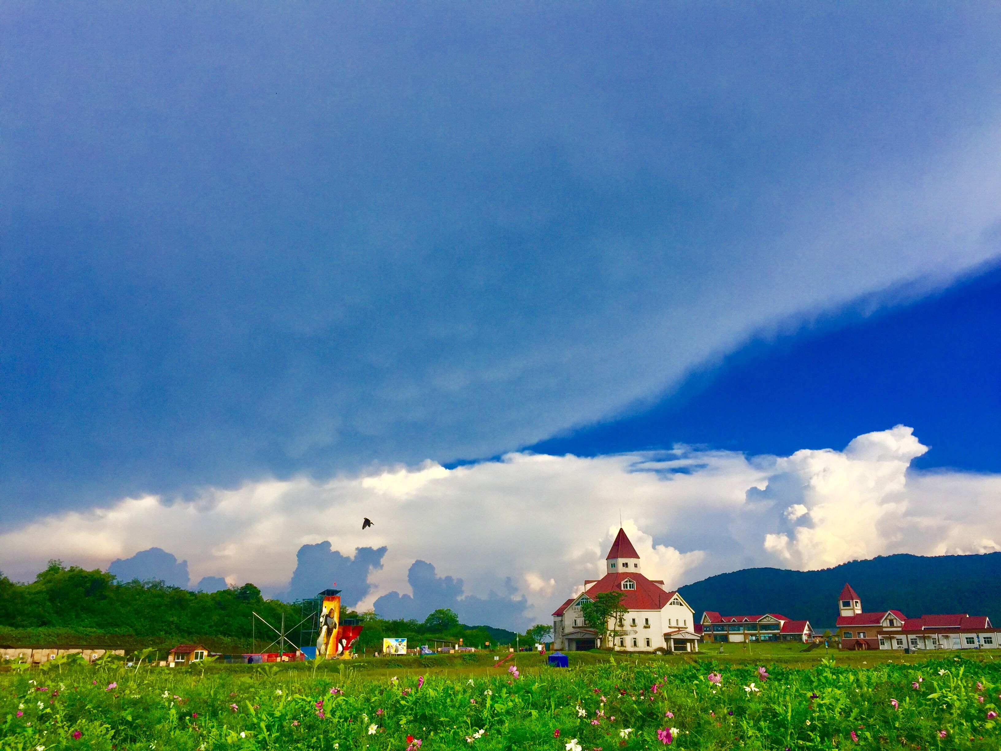 西嶺從不缺乏藍(lán)天